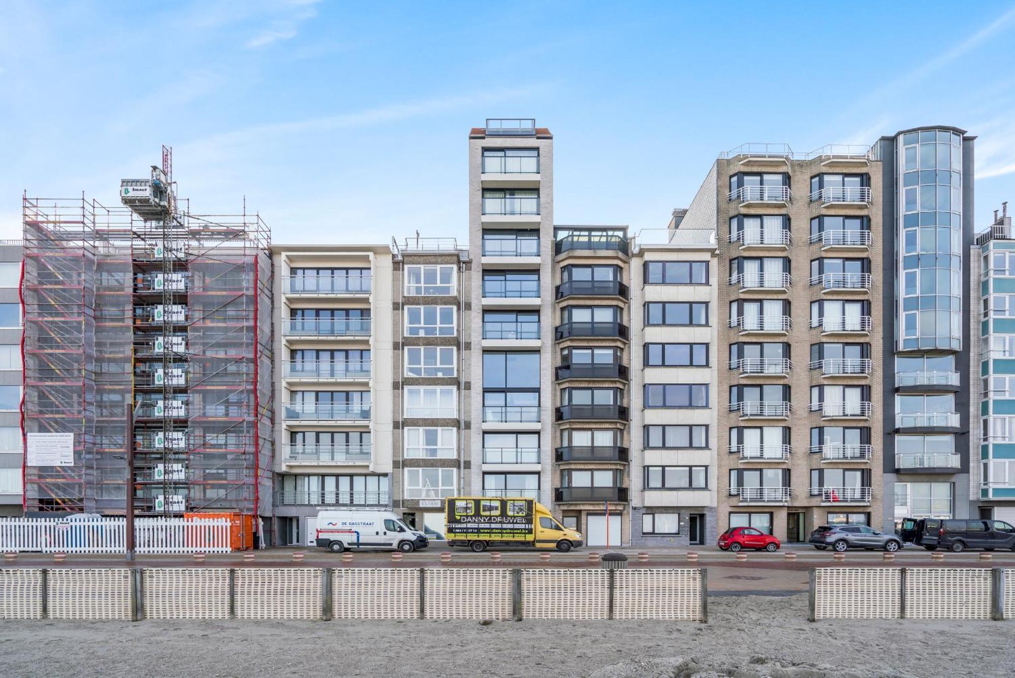 Ontspannen Aan Zee App Met Frontaal Zeezicht - 4P 克诺克－海斯特 外观 照片